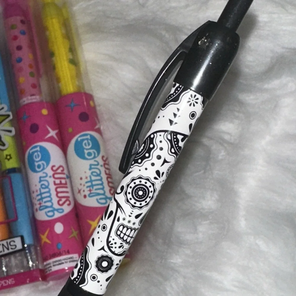 Smens Scented Pens Black Ink Medium Point 8 Count Lot Sugar Skull‎ Neon Glitter